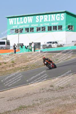 media/Apr-20-2025-AHRMA (Sun) [[393a79c373]]/Race/Group 11 early race/Turn 4b/